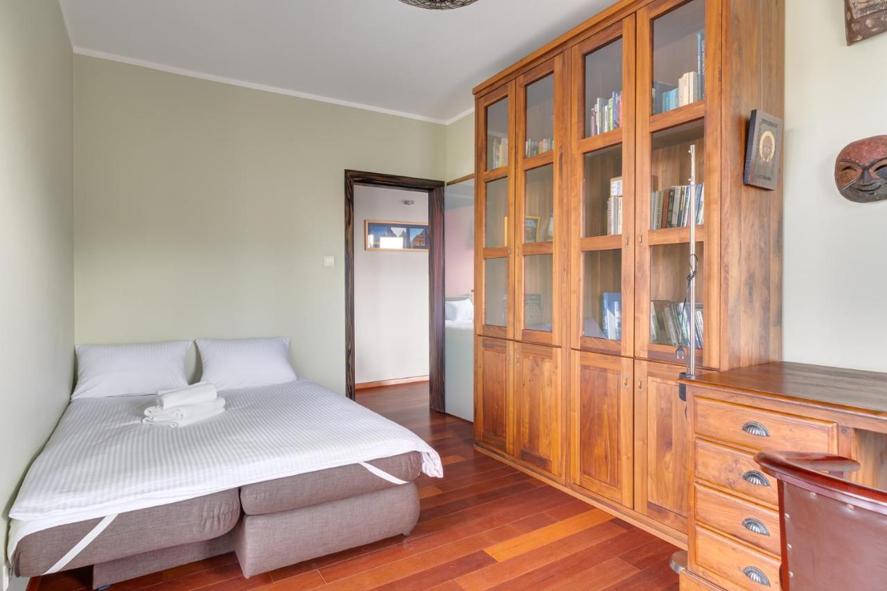 Lasek Marcelinski 2-Bedroom Apartment Poznan Dış mekan fotoğraf